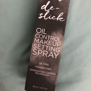 Urban decay setting spray